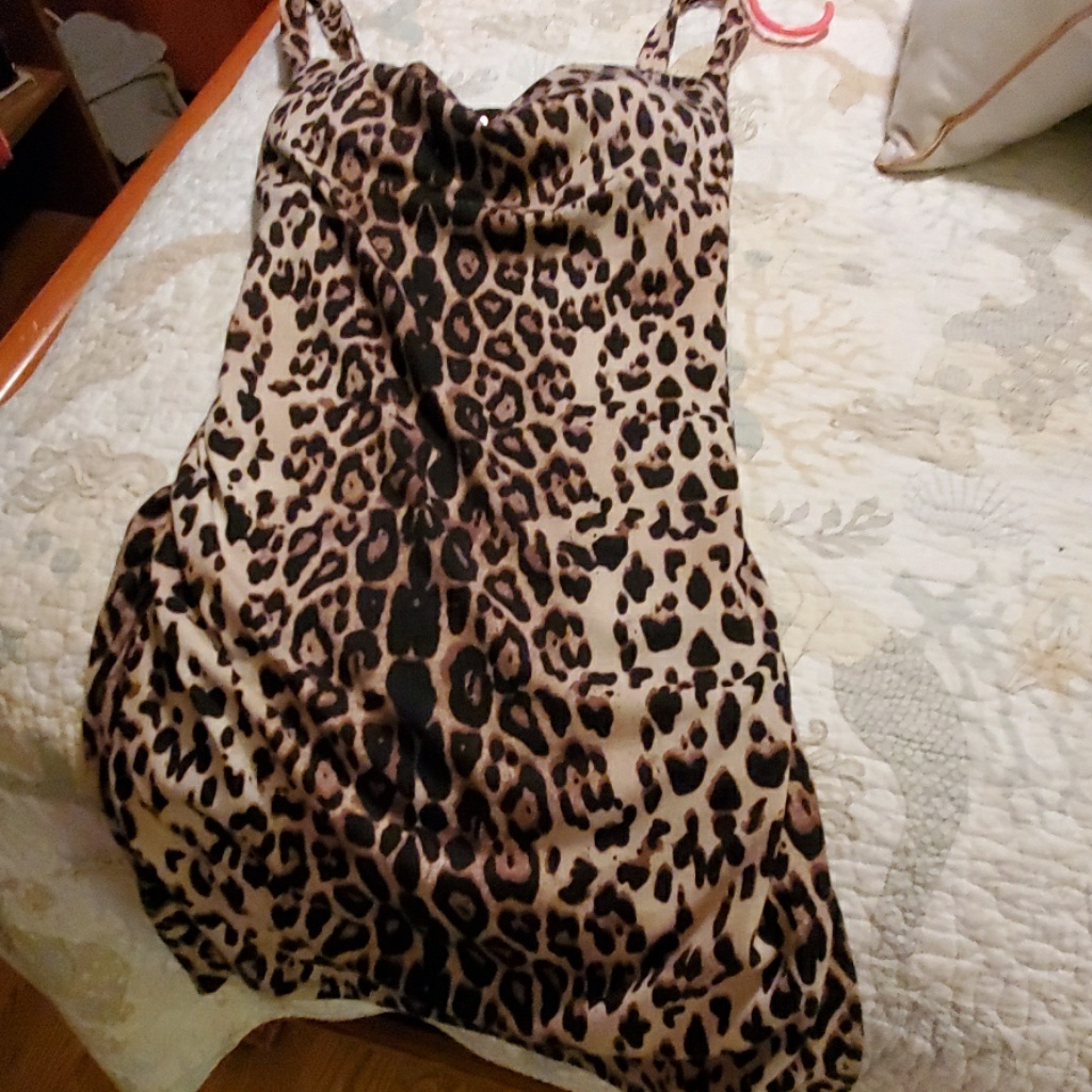 Mini Leopard Print.